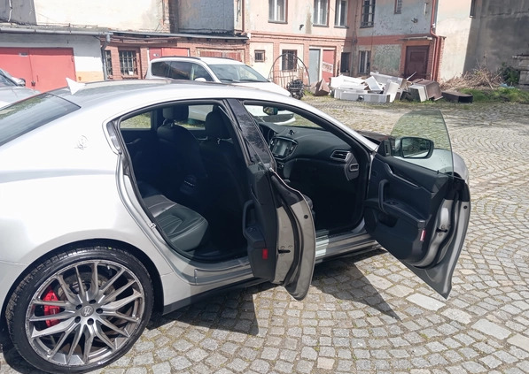 Maserati Ghibli cena 66000 przebieg: 217000, rok produkcji 2016 z Świdnica małe 4